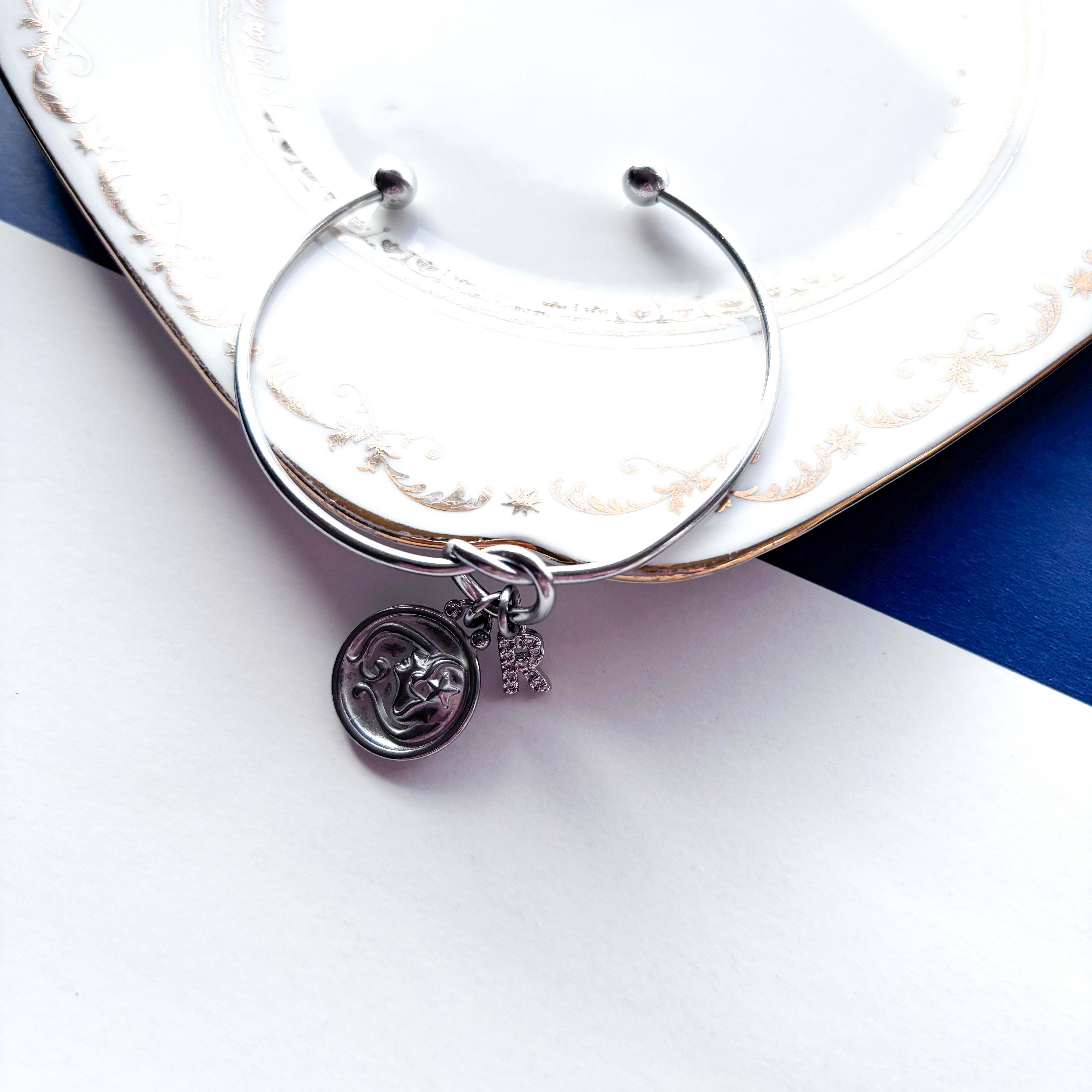 Personalised Zodiac Knot Bangle – Initial Charm Astrology Bracelet
