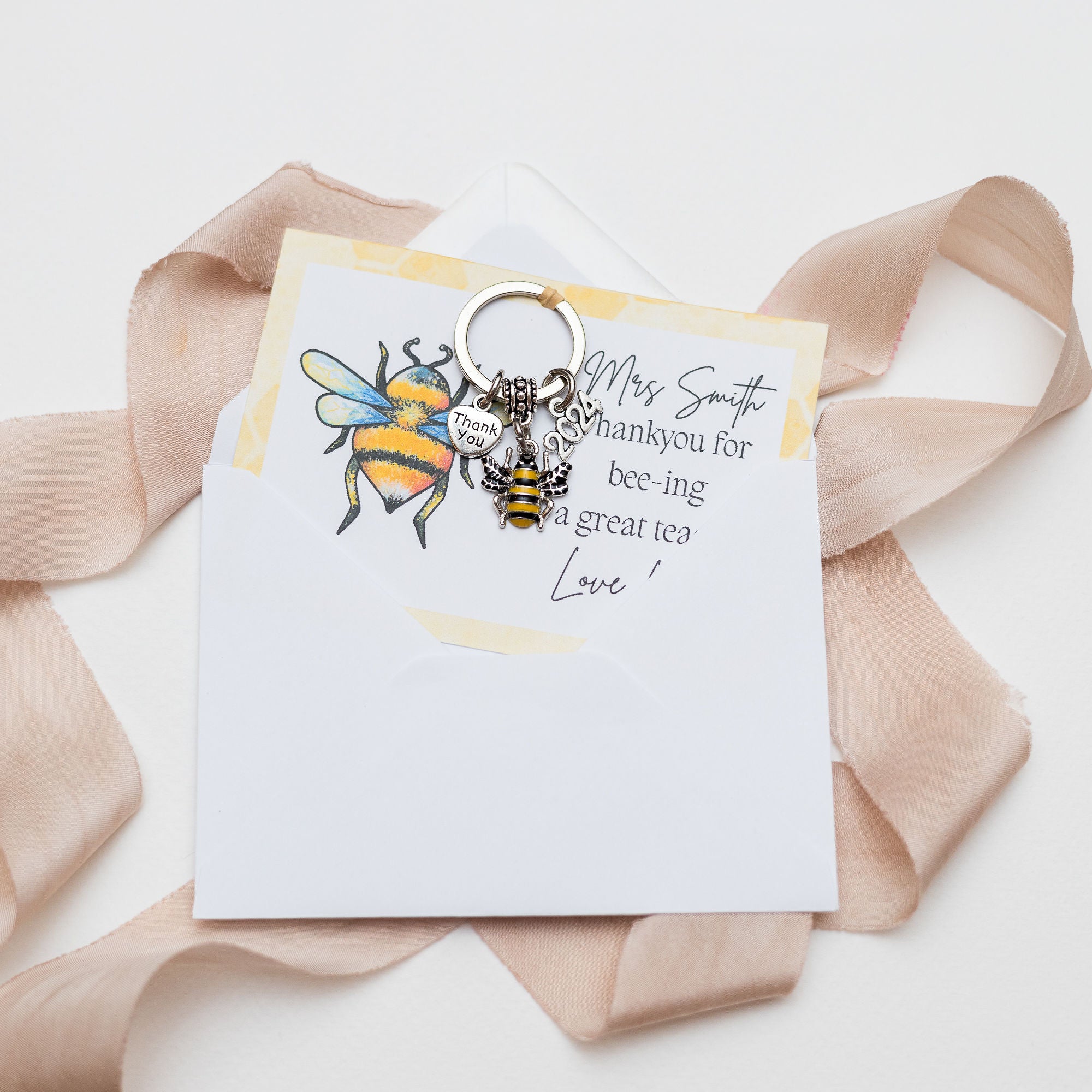 Teacher Bee Keyring Gift - 2025 teachers gift Personalised
