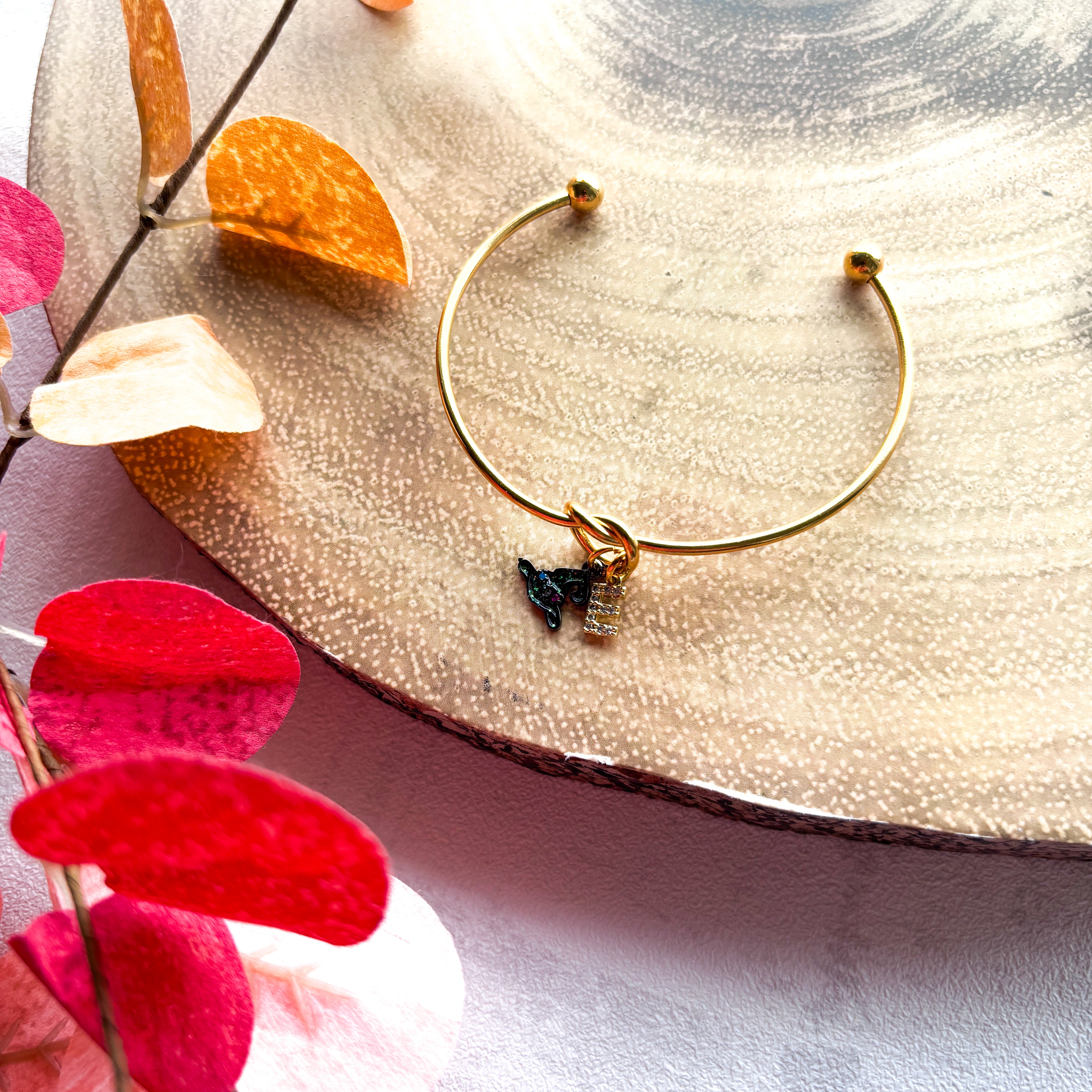 Black Glitter Witch Hat Bangle – Personalised Halloween Bracelet