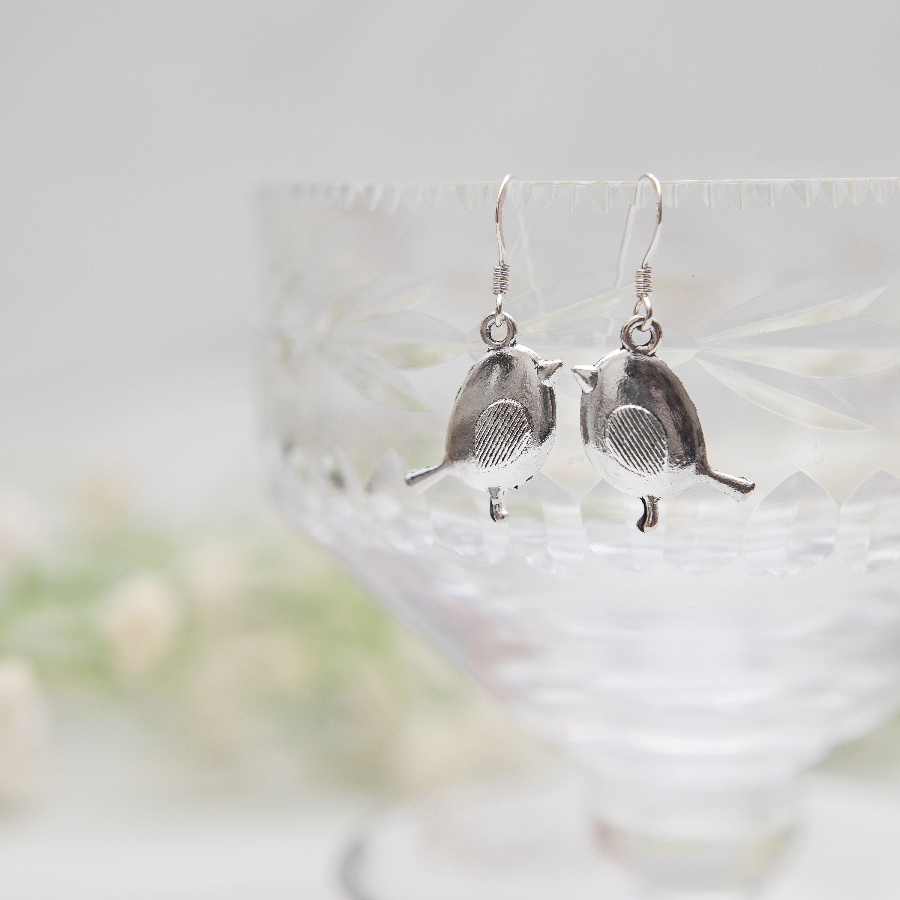 Robin earrings, bird jewellery, dangle drop charms, Christmas gift, remembrance memorial gifts, Robins appear loved ones near, winter animal