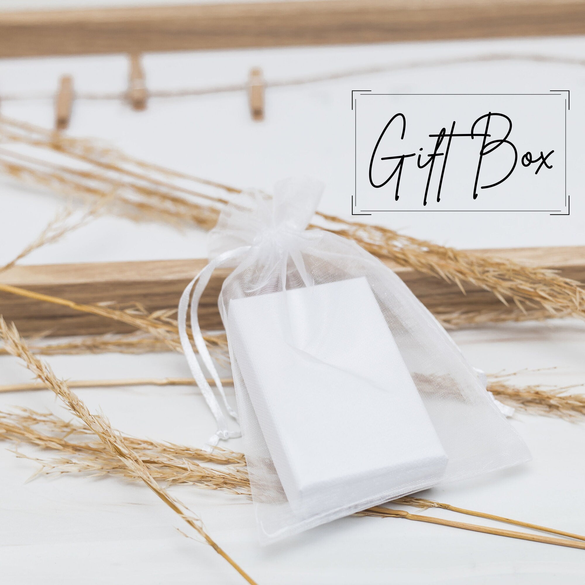 Bulldog keyring, personalised gifts, dog owner keychain, dog walker, pet loss