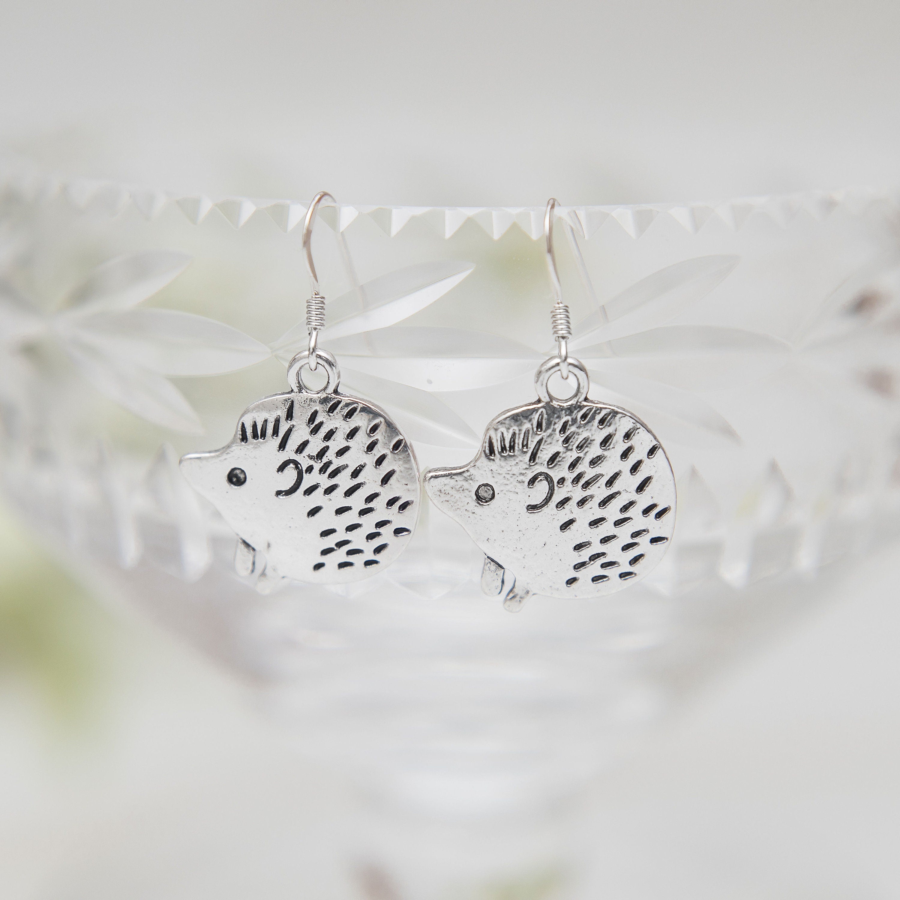 Hedgehog earrings, woodland animal jewellery, hedgehog gifts, nature accessory, Autumnal Autumn fall accessory, cute animal gift, pygmy pet