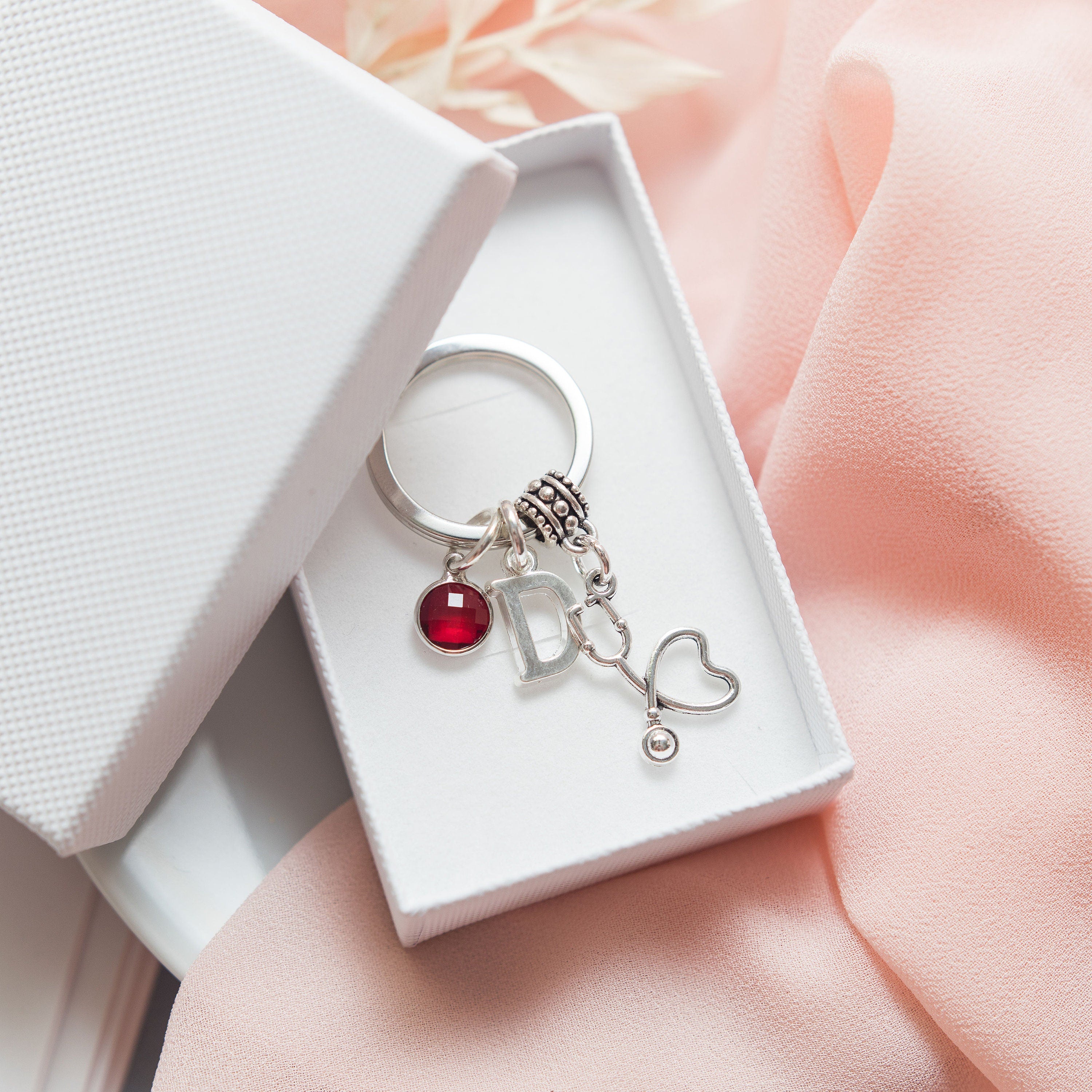 Stethoscope keyring, personalised gifts, DR keychain, trainee nurse bag charm, medical student graduate doctor, thank you present