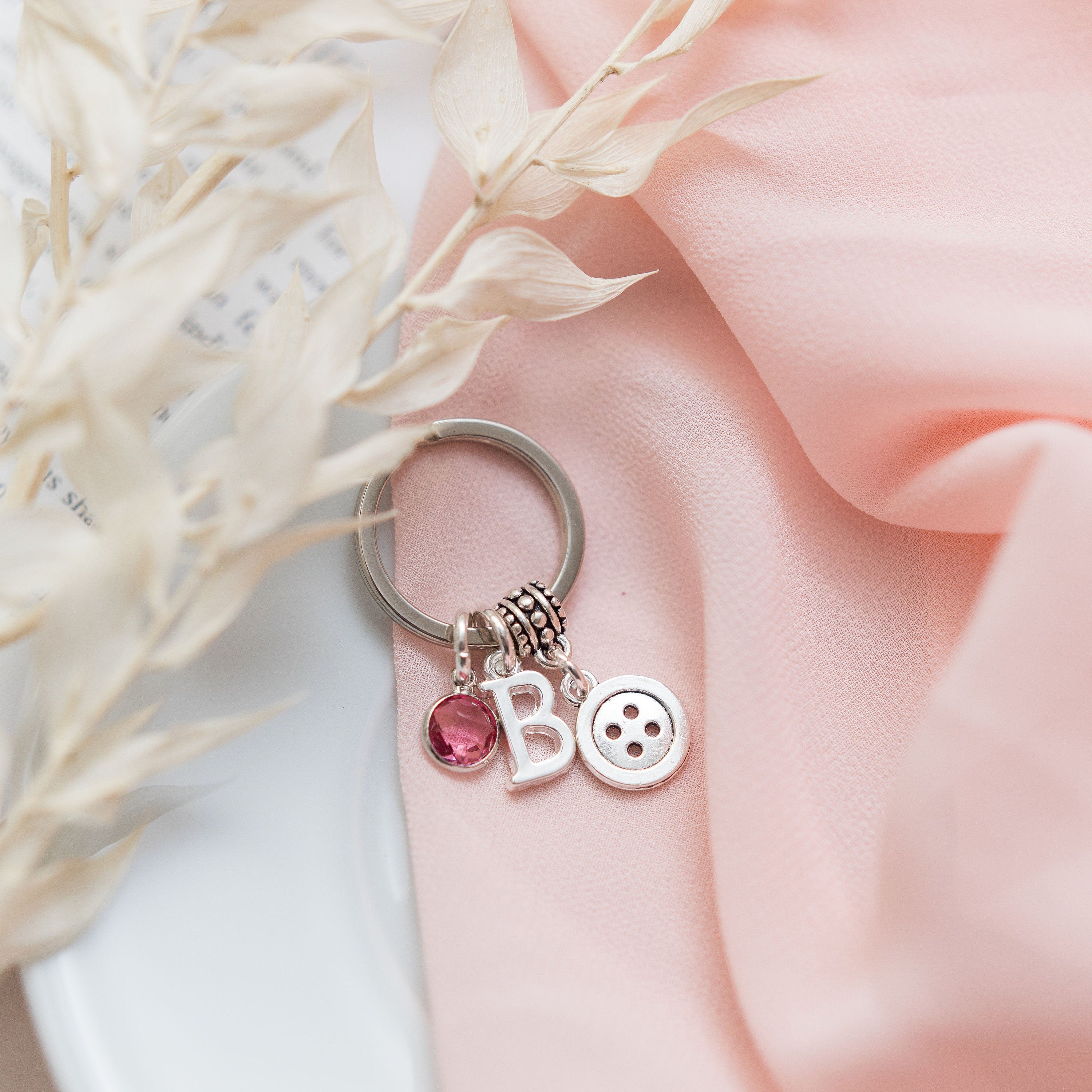 Button keyring, sew keychain, gifts for sewer, personalised gifts, sewing teacher thank you,  dressmaker seamstress present