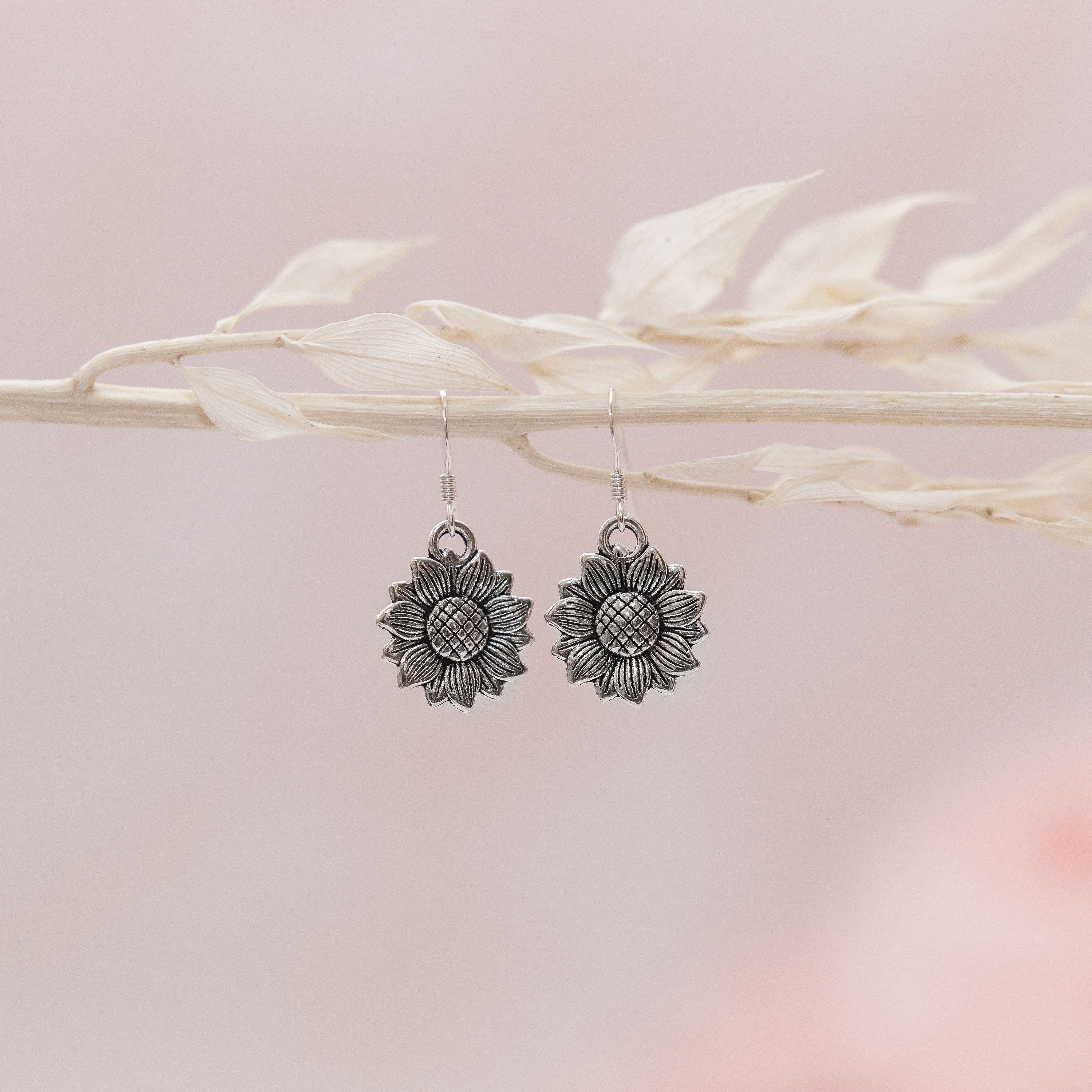 Sunflower earrings, flower drop earring, Spring jewellery, floral gifts, symbolic friendship, growth grow Teacher gift, gardener gift