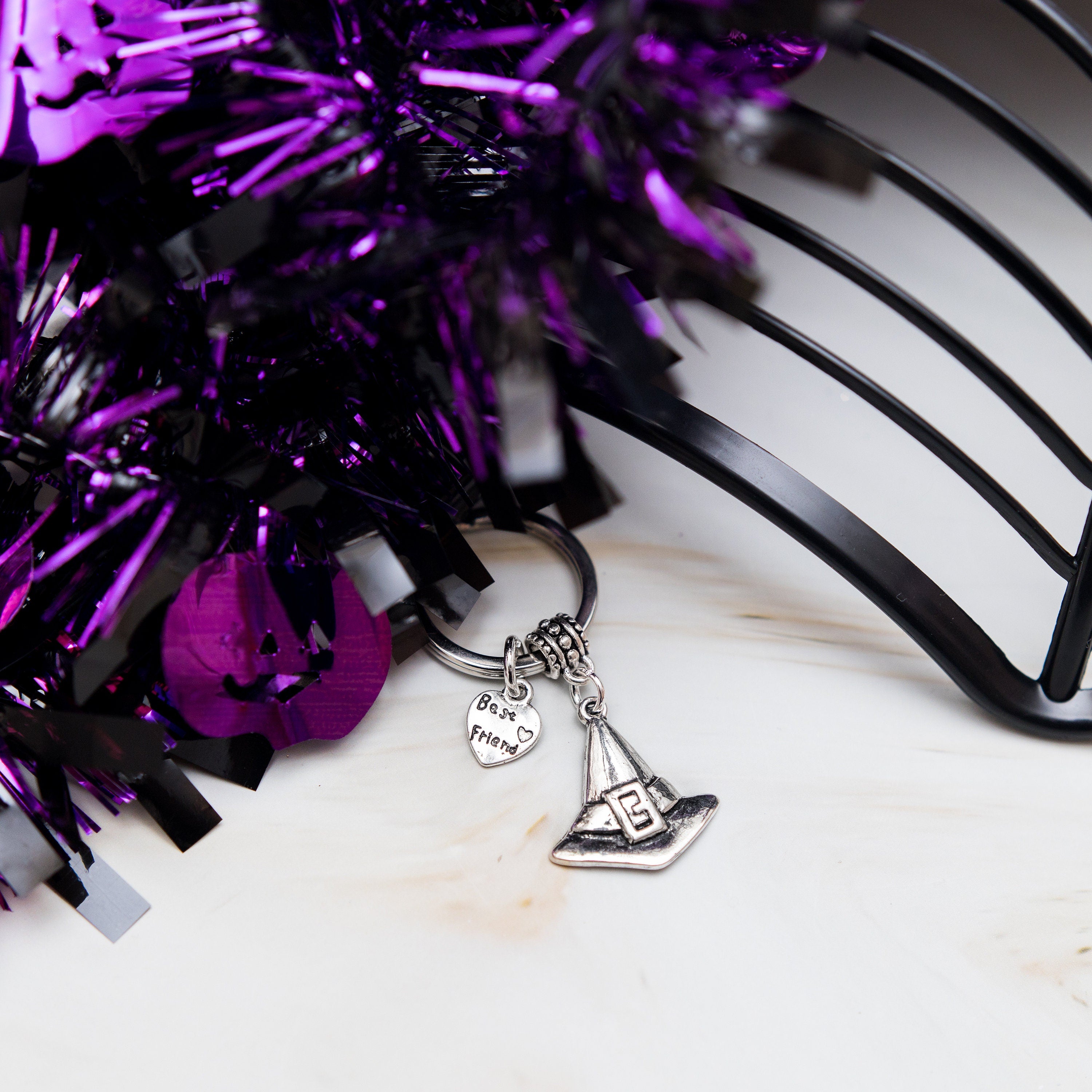 Best witches keyring, best friend Halloween gift, BFF key set, friendship keychain, autumn gift, witches jewellery, spooky bag charm