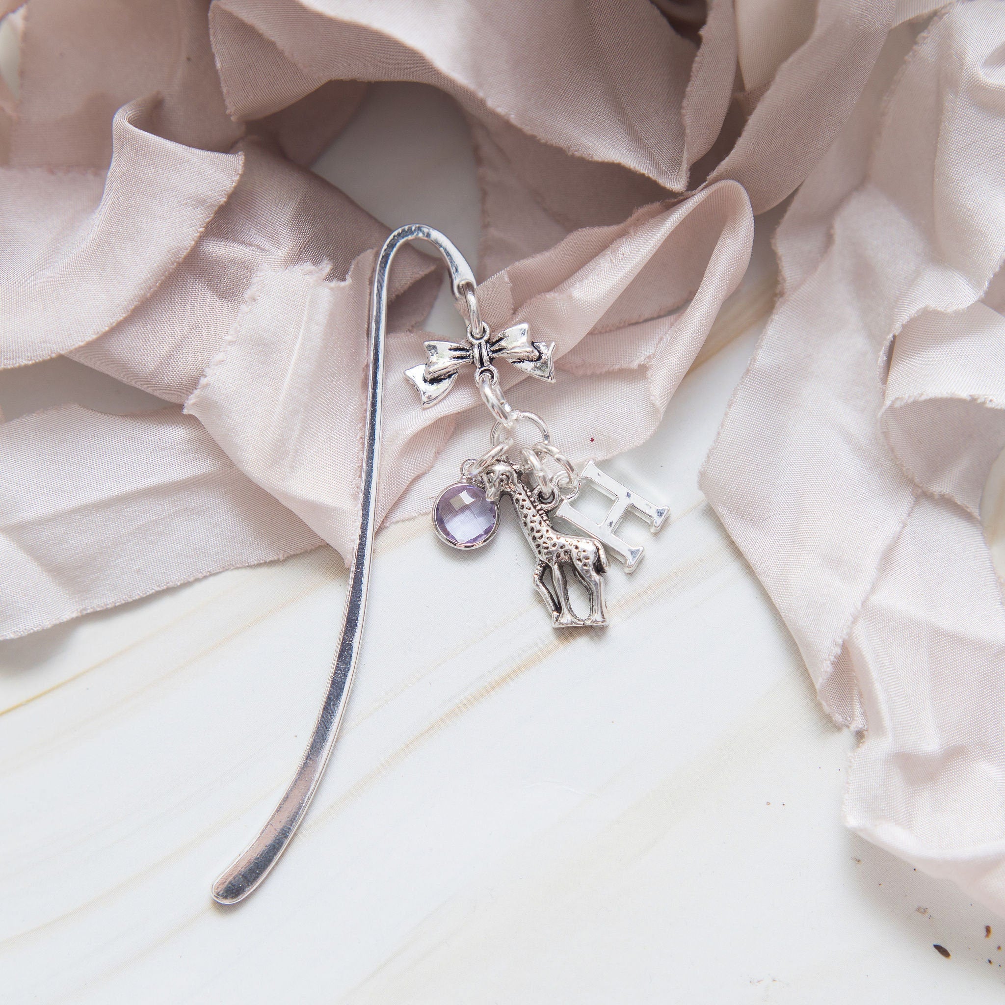 Giraffe bookmark, gift for reader, giraffe fans gift, personalised gifts, birthstone and initial, metal page marker, cute animal