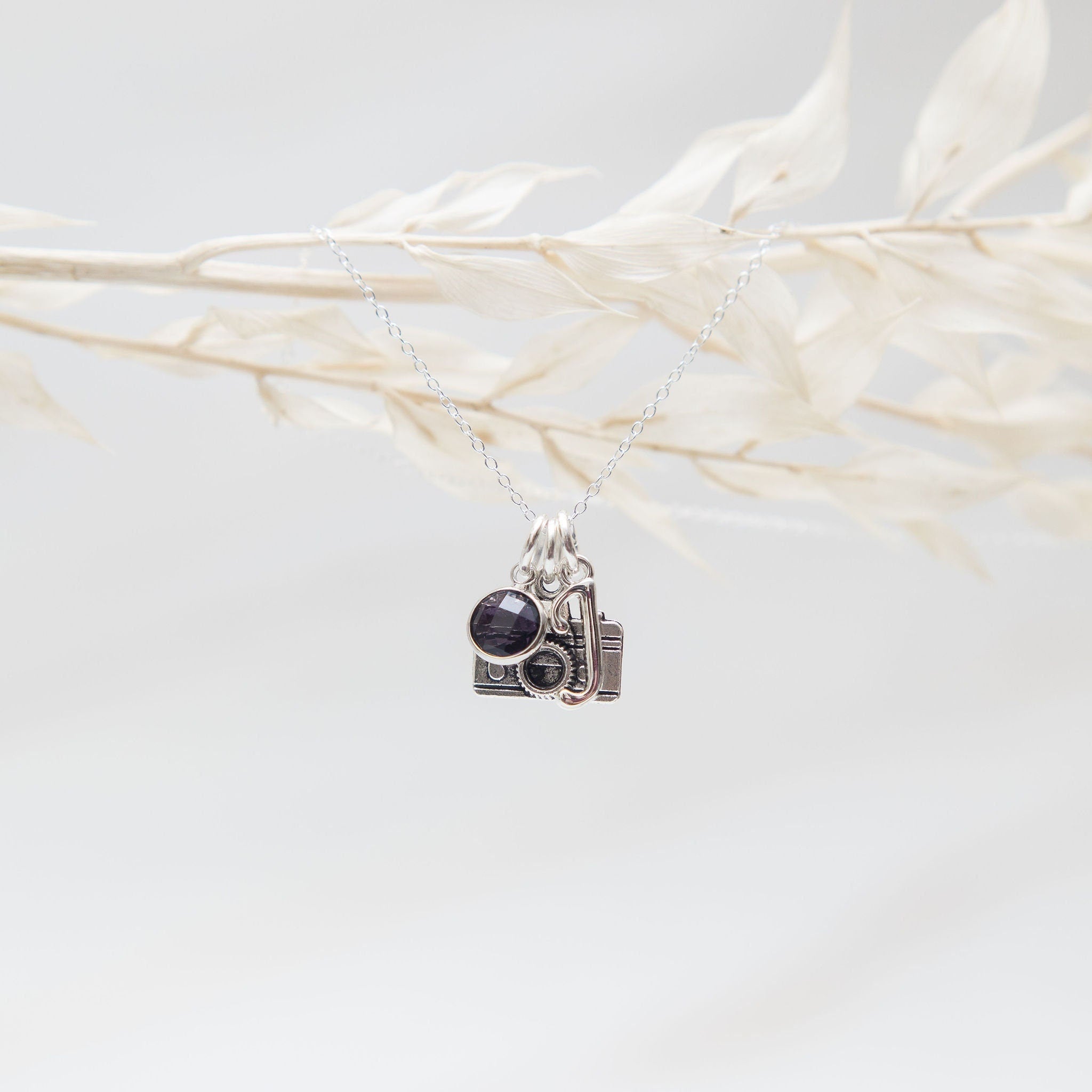 Camera necklace, personalised gifts, custom gift for photographer, initial birthstone jewellery