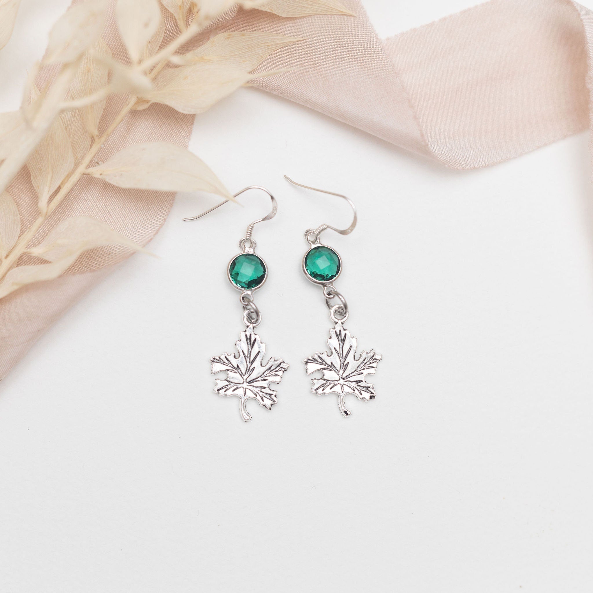 Maple leaf earrings, birthstone jewellery, personalised gifts, Autumn leaves, Autumnal style, woodland walks, nature tree