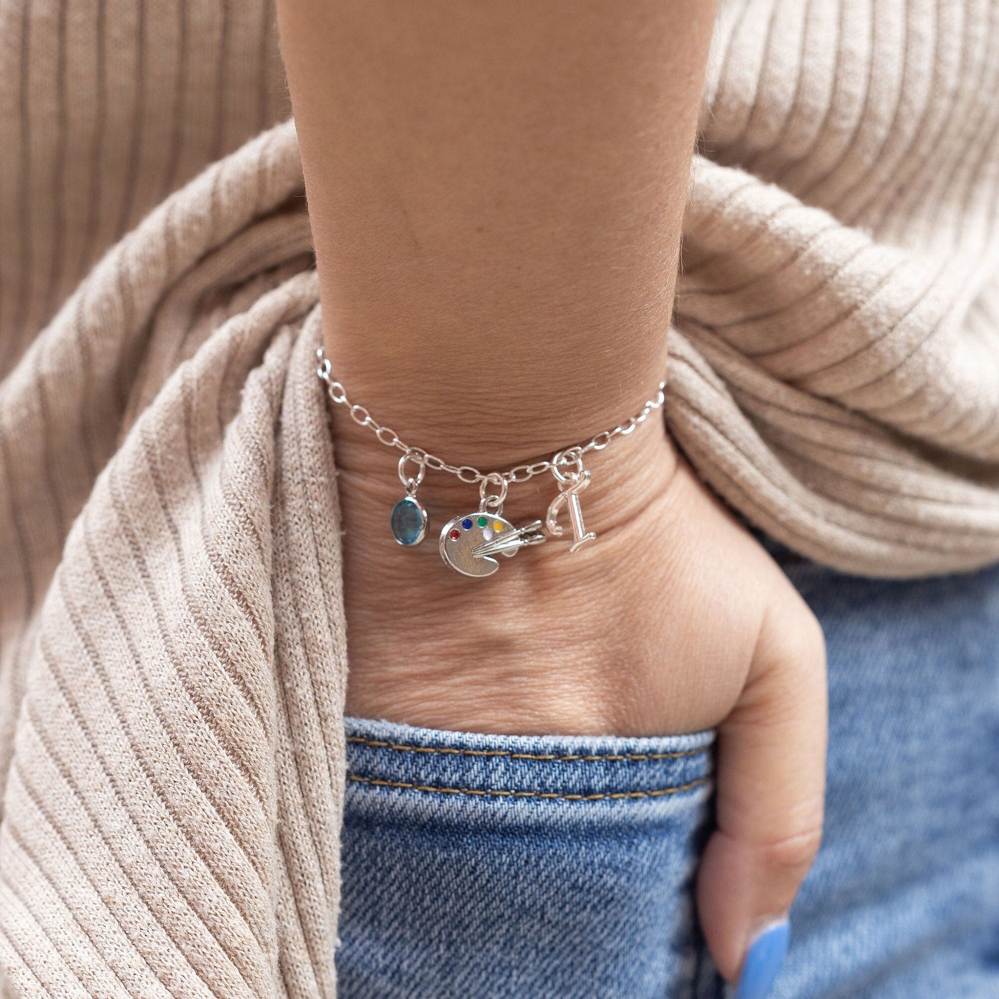 Artist palette bracelet, personalised gifts, pendant artist, art jewellery, paint brush keepsake charm, oval link chain, art teacher present