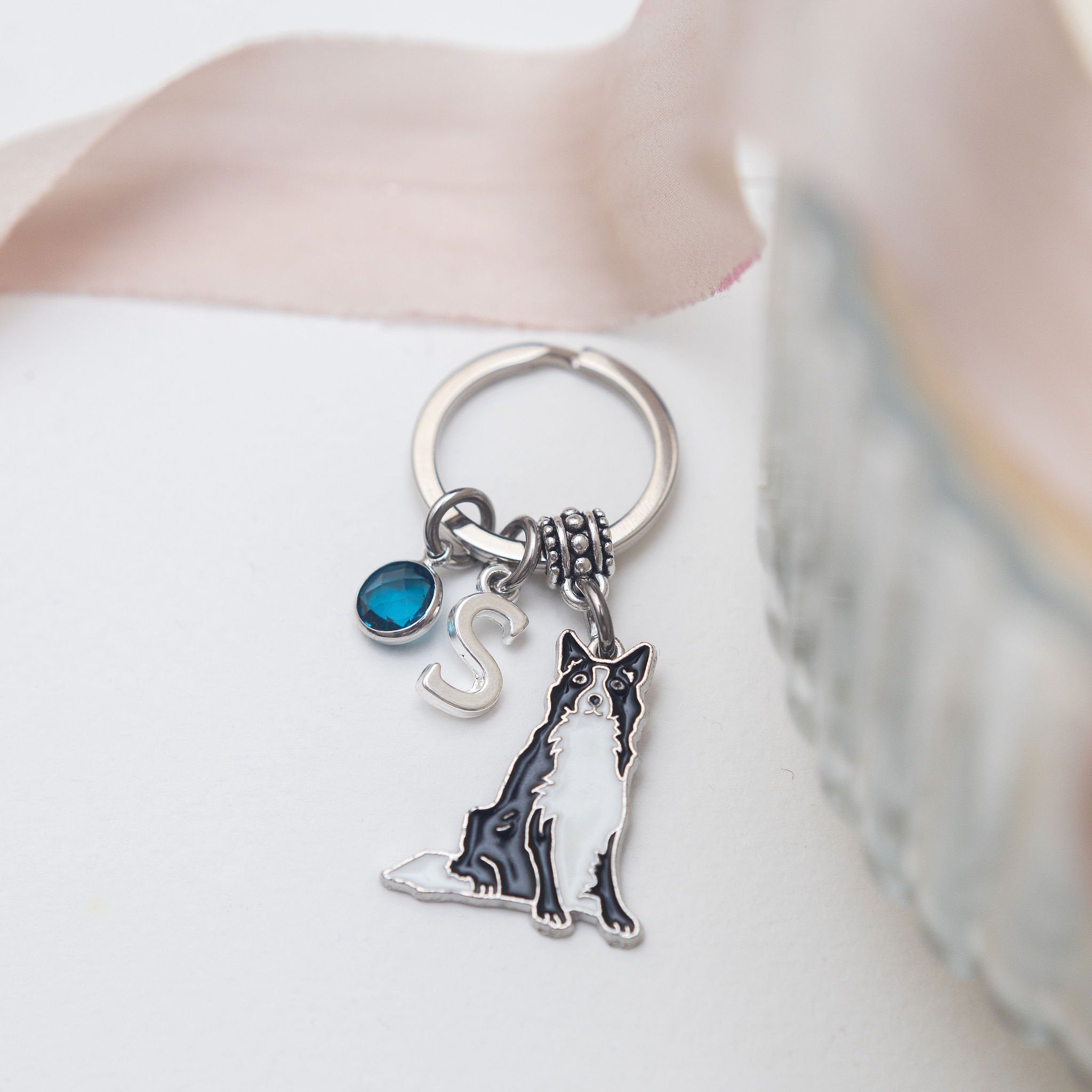 Border collie keyring, personalised gifts, birthstone initial, animal bag charm, sheep dog owner, new puppy, pet loss memorial
