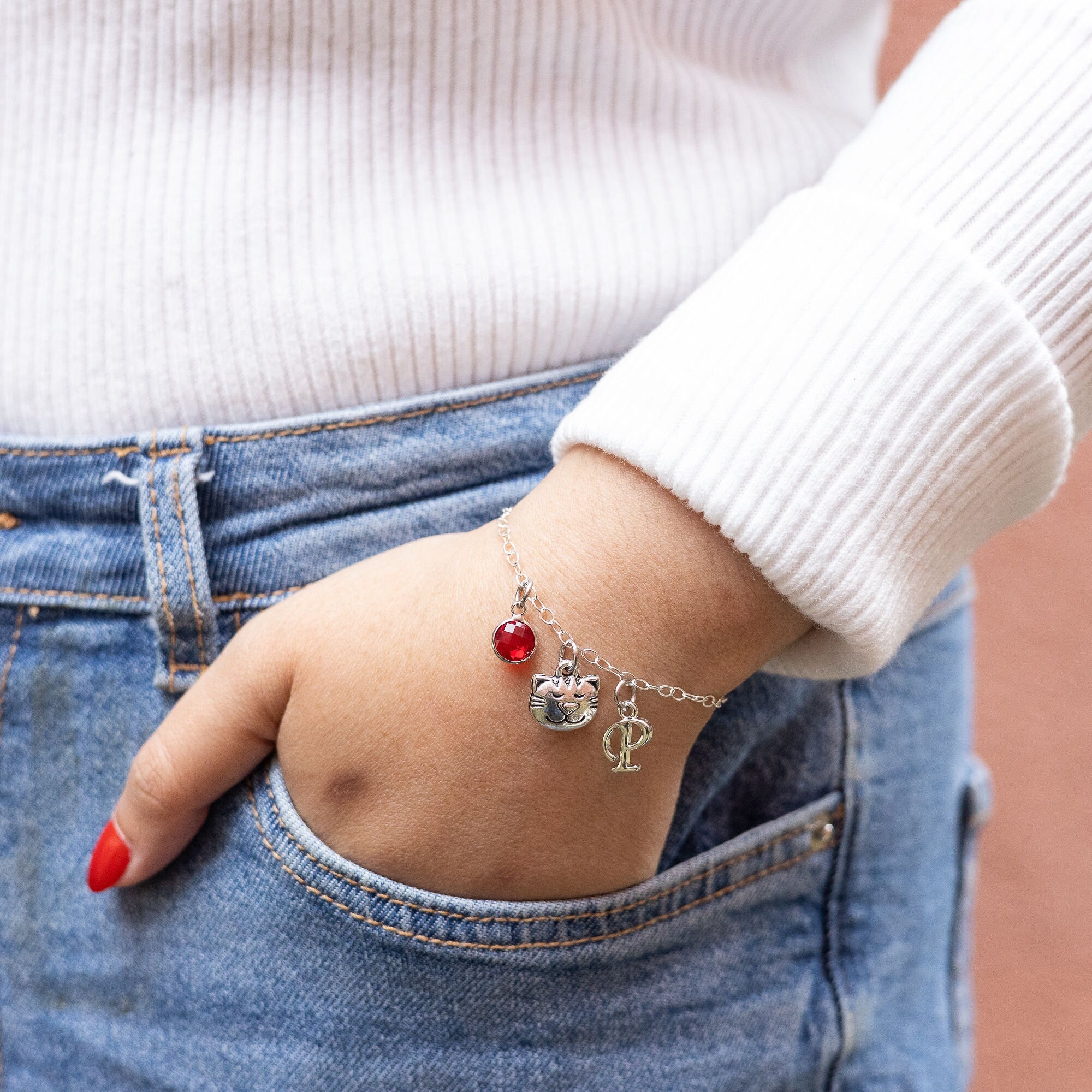 Cat bracelet, personalised gifts, cat face jewellery, gift for kitten owner, friendship, birthstone, cat mum, pet loss, sitter thankyou