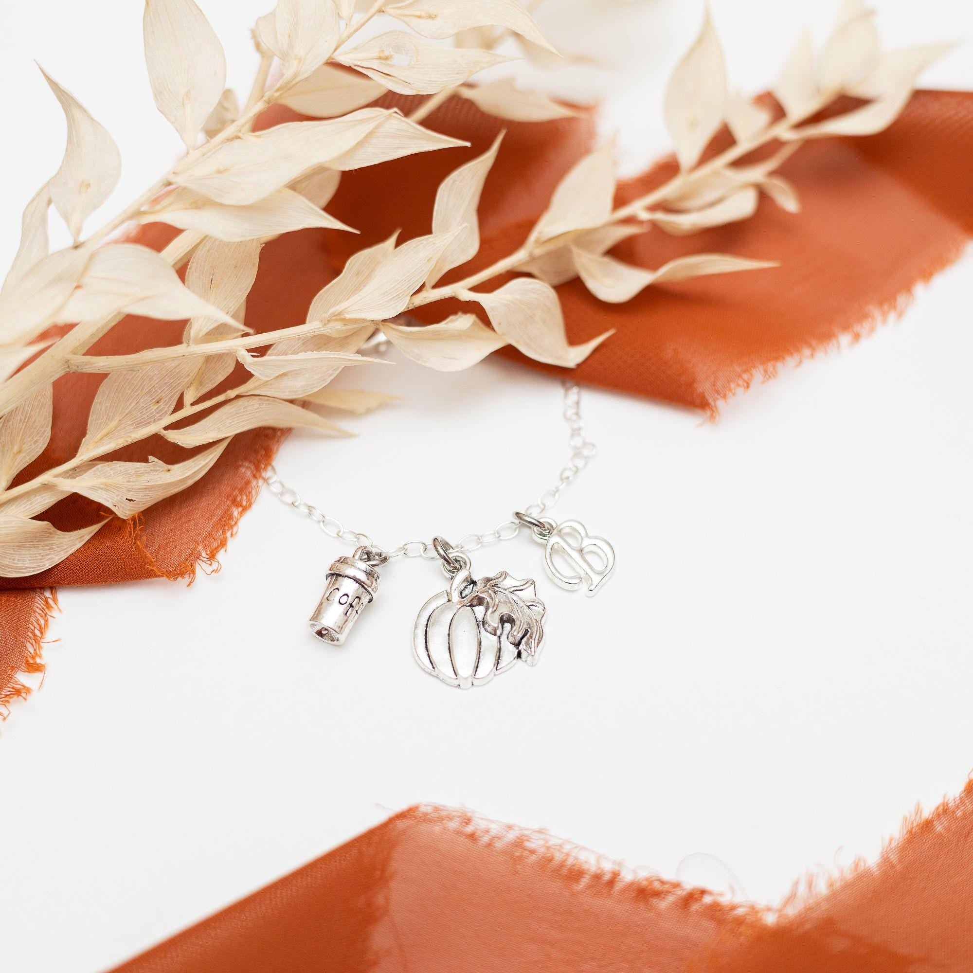 Pumpkin spice coffee bracelet, personalised gift, Autumn jewellery, friendship keepsake, October birthday, Halloween 2025, birthstone letter