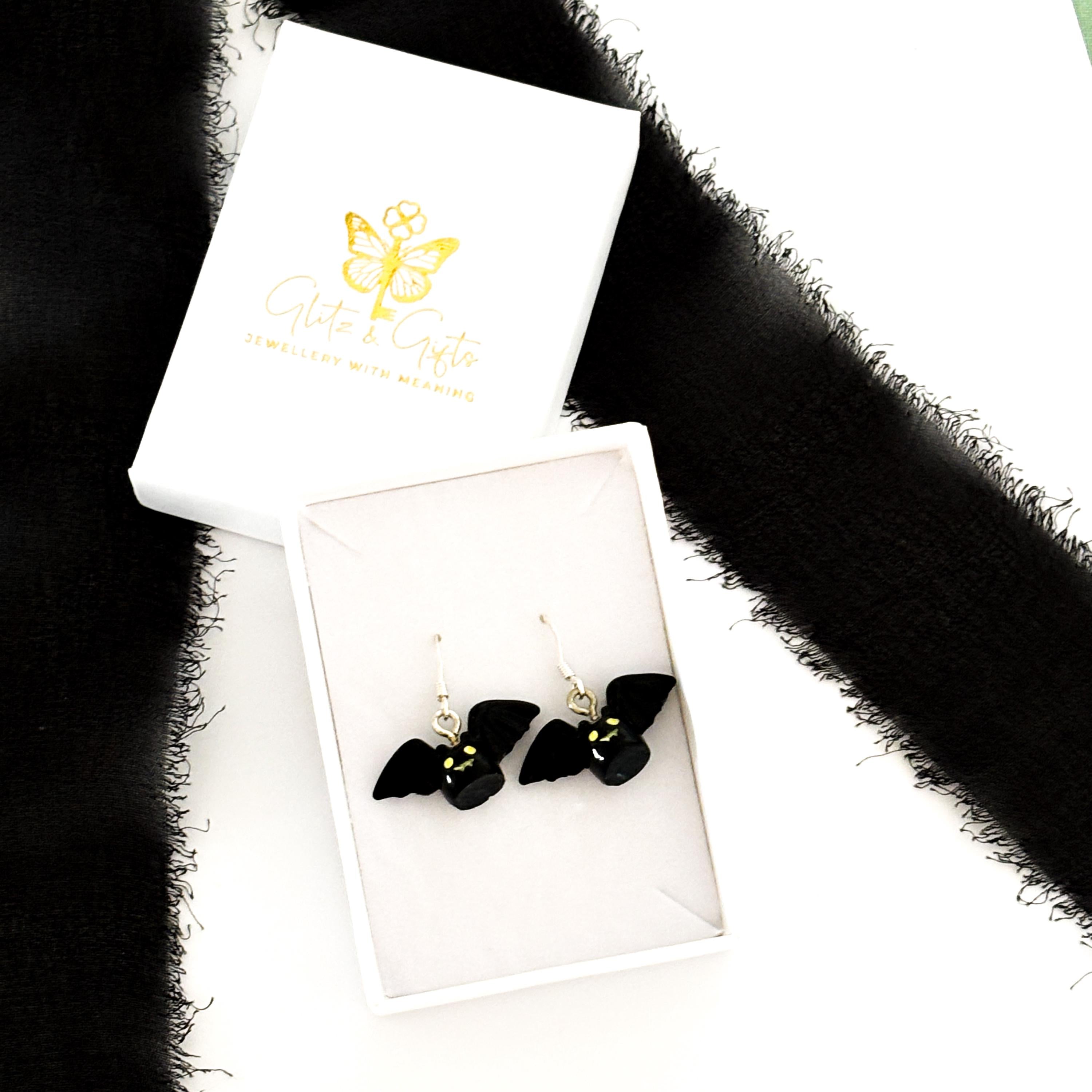 Black Bat Halloween Earrings Spooky & Stylish Resin Bat-Shaped Charms