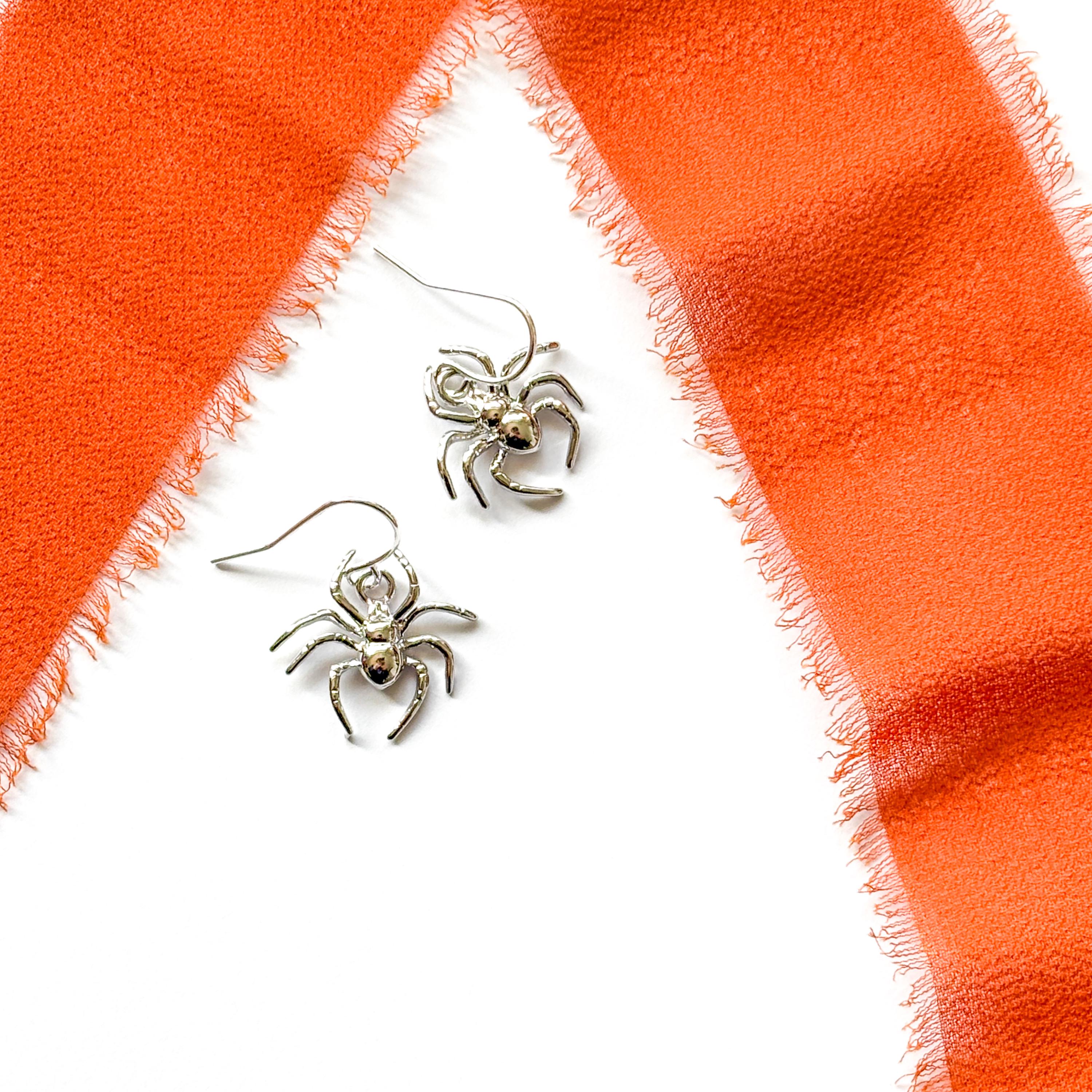 Spider Earrings, Gothic Halloween Jewellery, Spooky Earrings, Creepy Cute Gift for Her