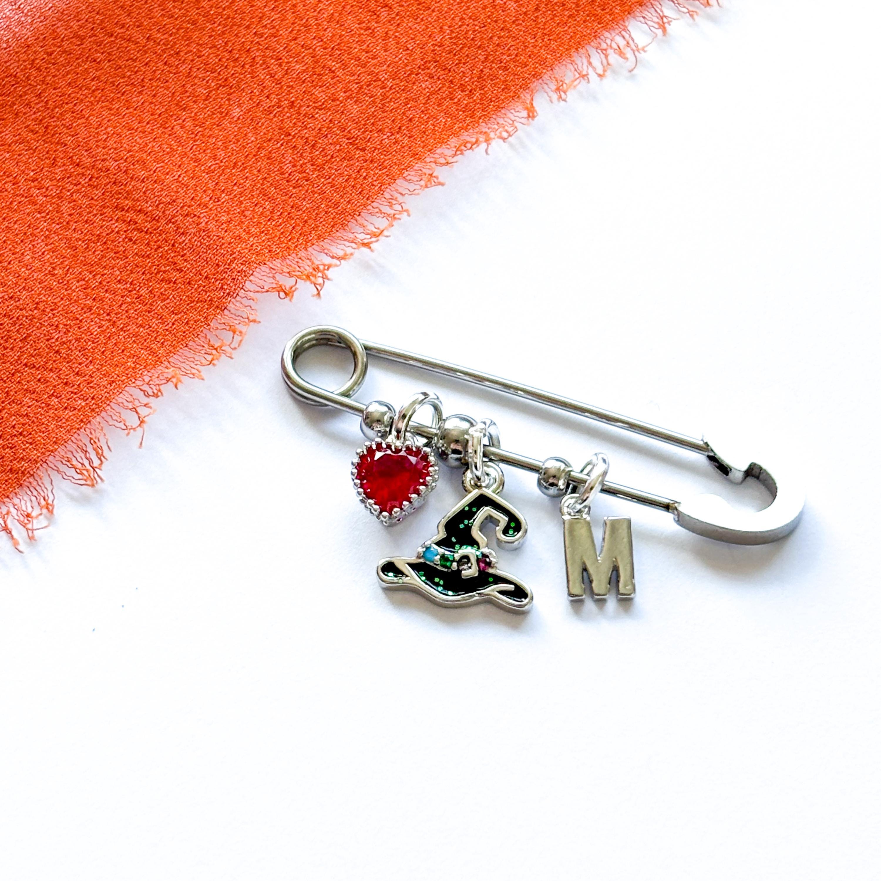 Halloween Witch Hat Brooch, Spooky Costume Accessory, Gothic Pin, Witchy Gift, Halloween Jewellery