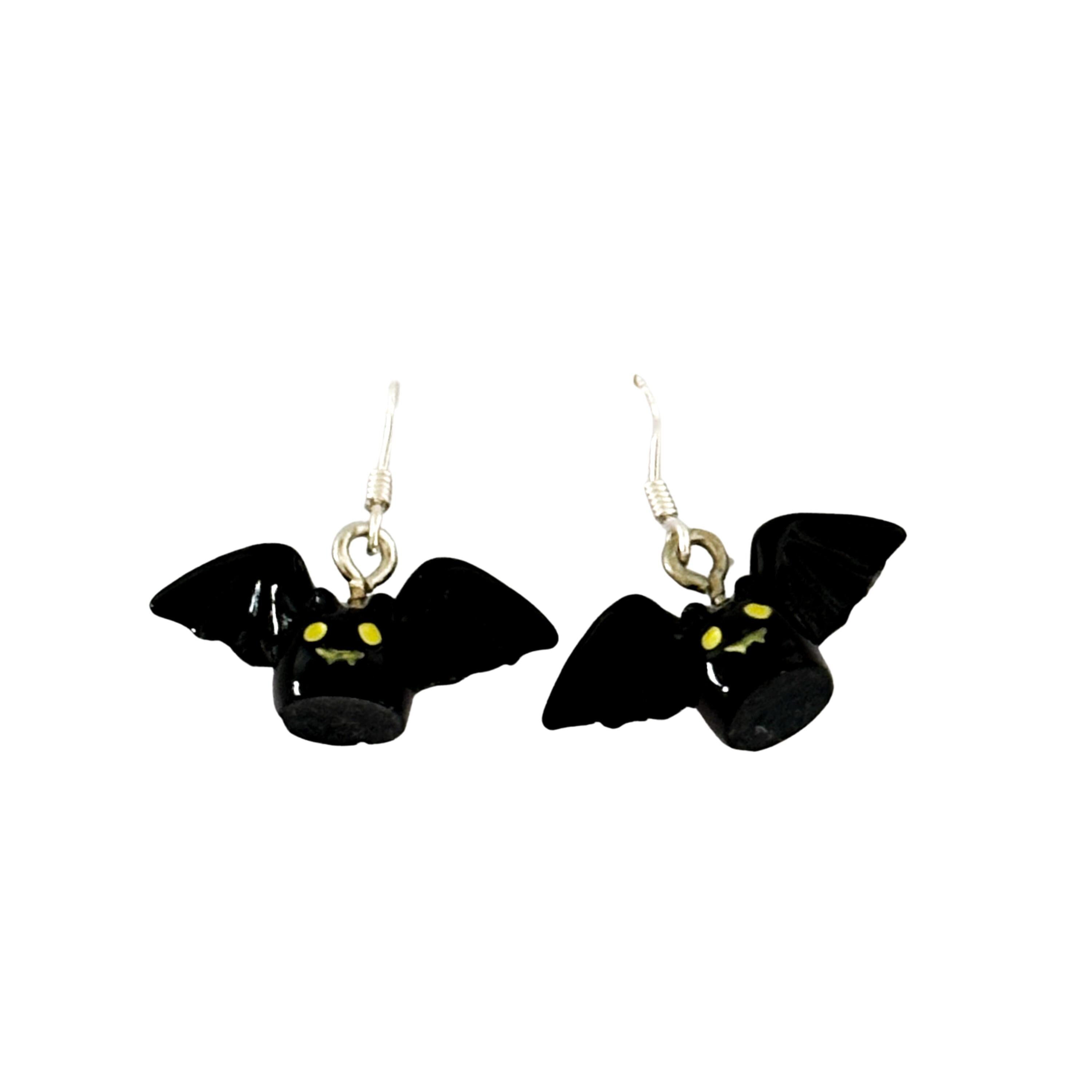 Black Bat Halloween Earrings Spooky & Stylish Resin Bat-Shaped Charms