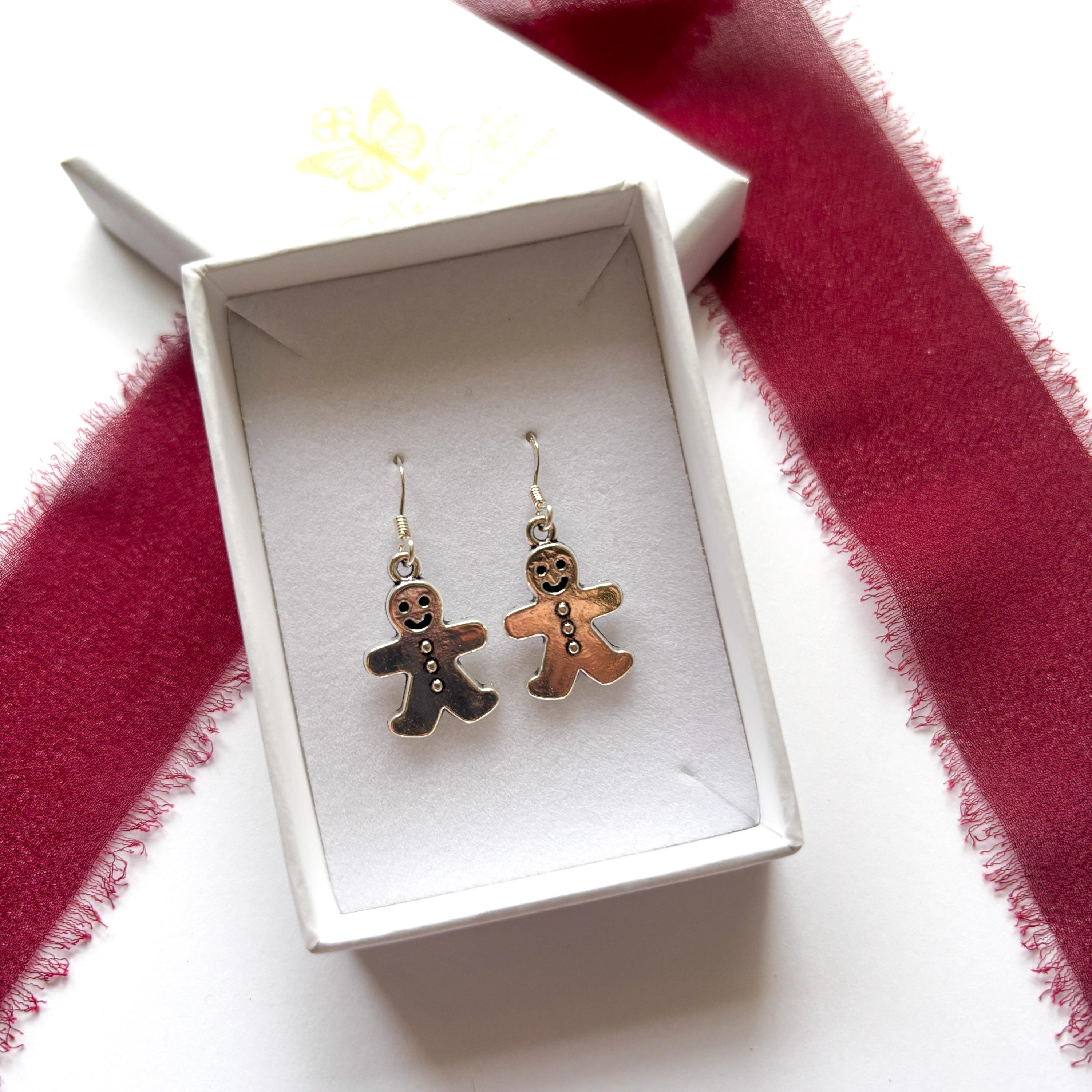 Gingerbread Man Charm Earrings – Cute Christmas Jewellery Gift for Her, Festive Dangle Earrings, Holiday Accessory